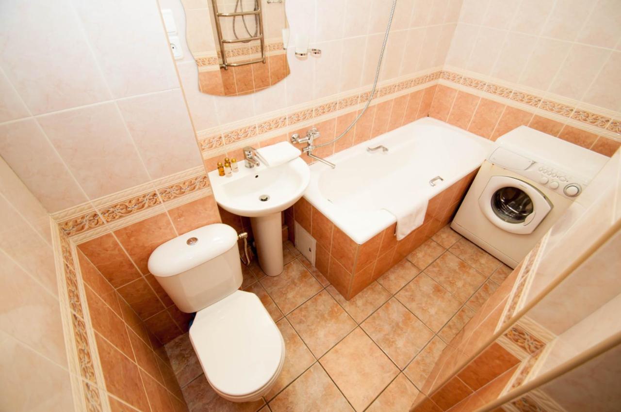 Apartments In The Center On Shota Rustaveli Kiev Ngoại thất bức ảnh
